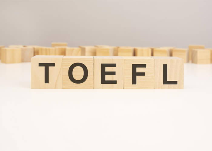 Comparison of IELTS and TOEFL